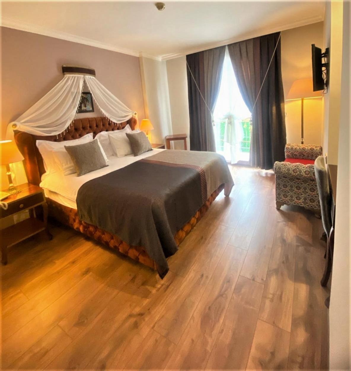 סלצ'וק Saint John Hotel מראה חיצוני תמונה