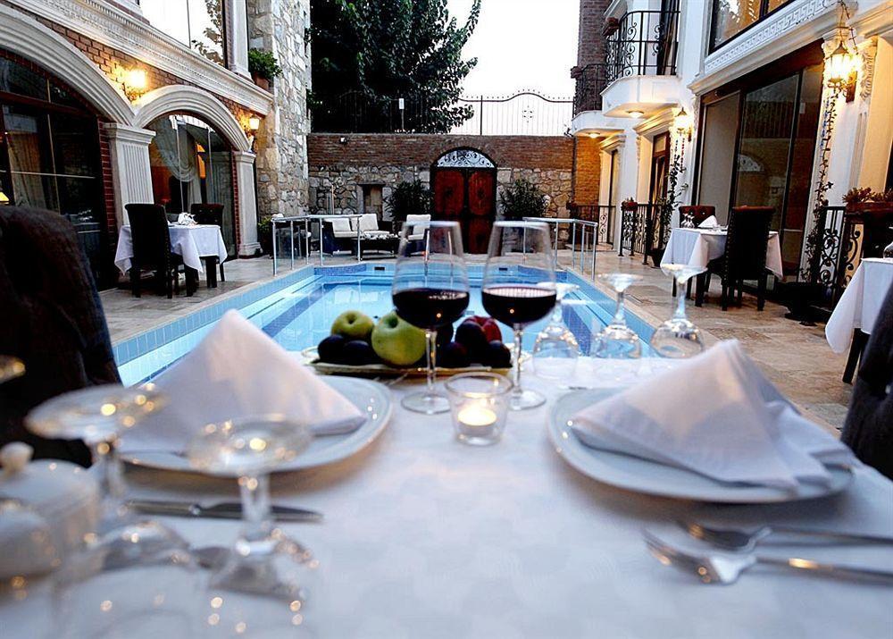 סלצ'וק Saint John Hotel מראה חיצוני תמונה