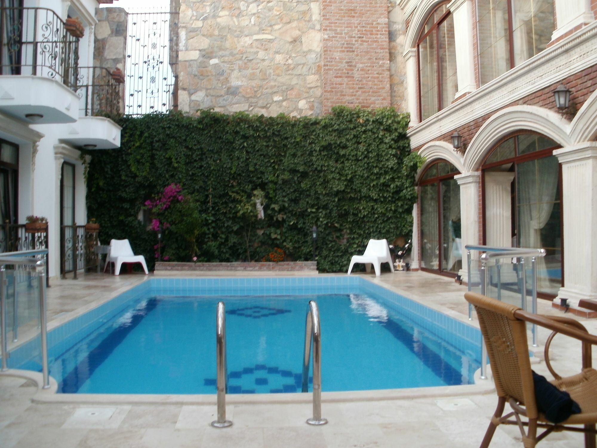 סלצ'וק Saint John Hotel מראה חיצוני תמונה